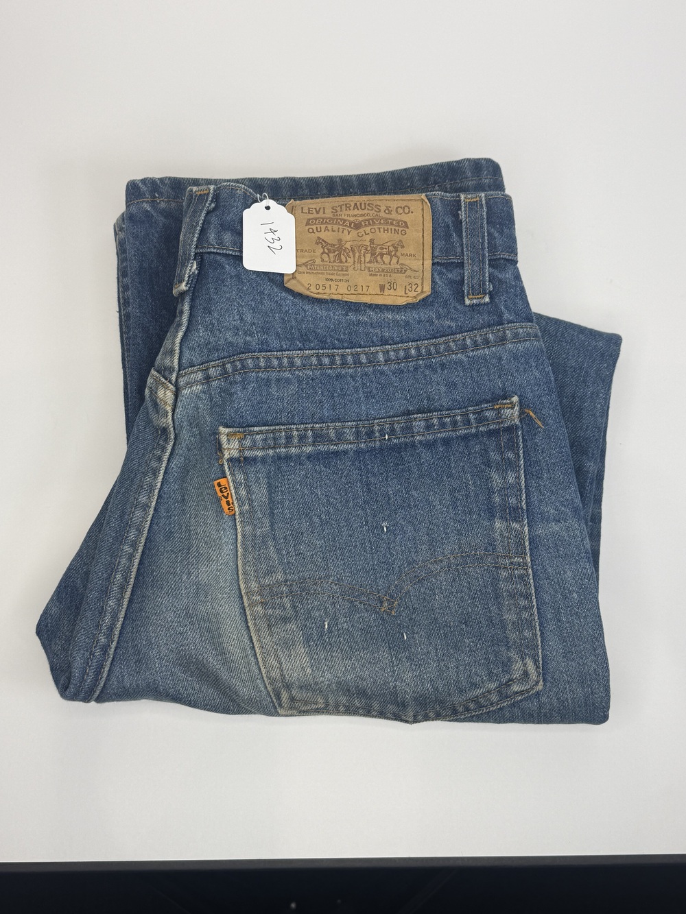 PF-1432 1980s Levi's 517 Jeans